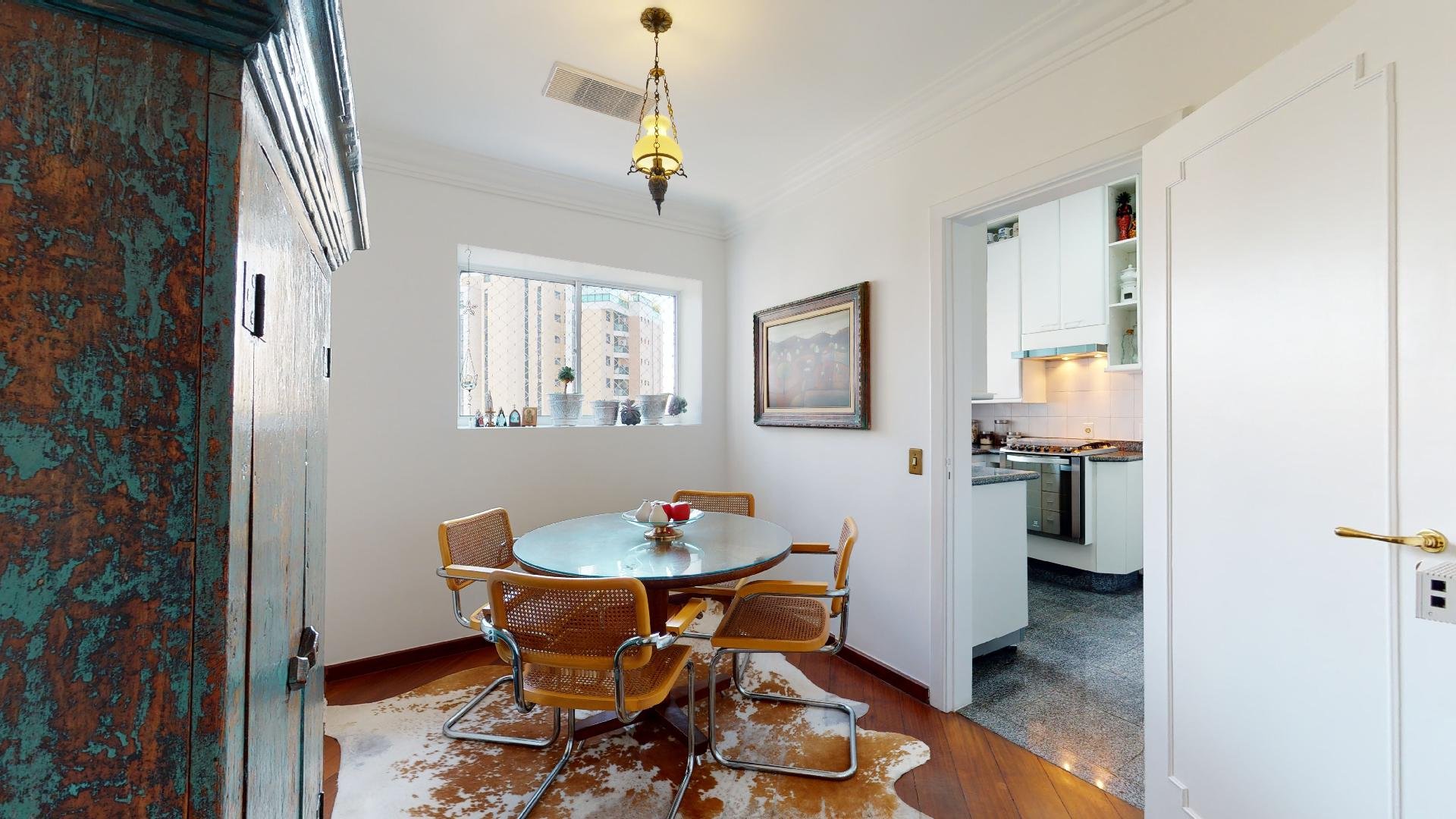 Apartamento para Venda por R$1.800.000,00 com 290m², 4 dormitórios e 5 vagas - Vila andrade, São paulo / SP